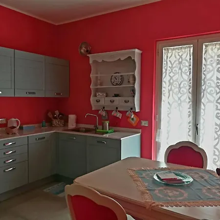 Attico Incerpi, Terrazza Sui Tetti Di مونتيكاتيني تيرمي